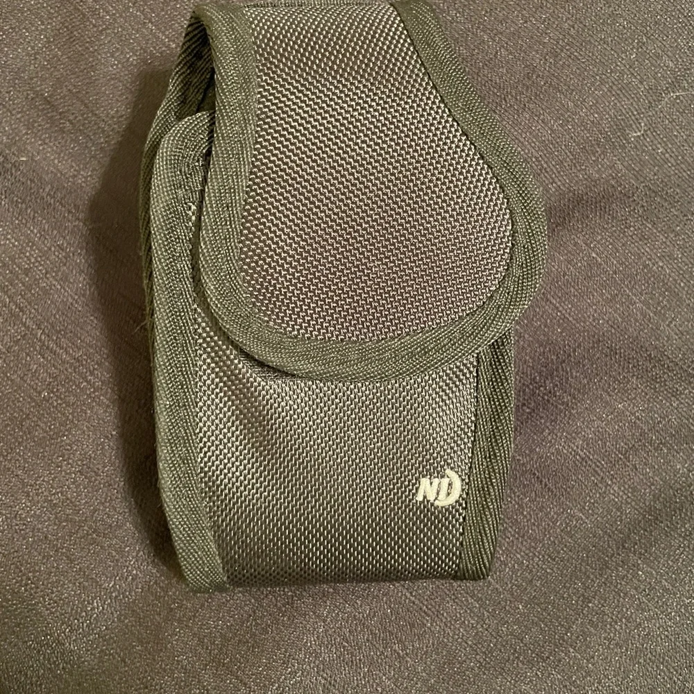 Nite ize case, phone, tool, etc black with clip for belt nwot